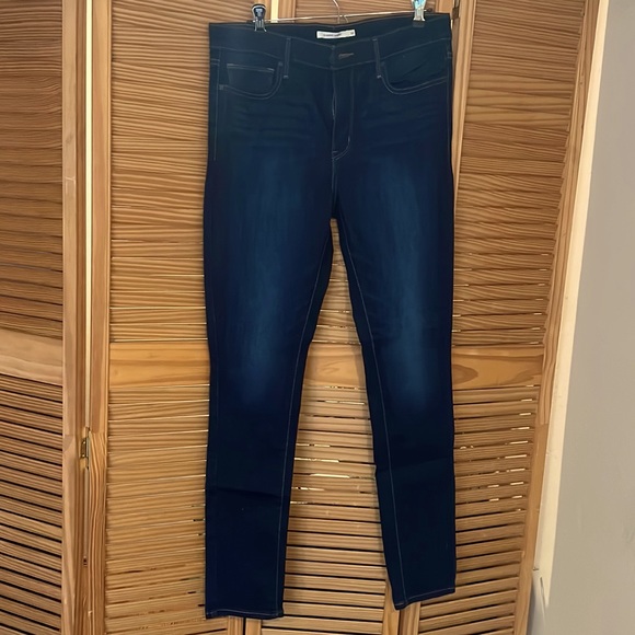 Levi’s Slimming Skinny jeans - Picture 2 of 4